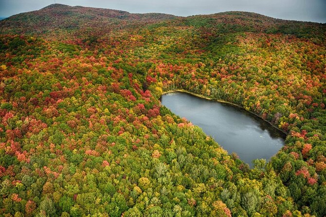 Discover the Monteregie Landscape Helicopter Tour - Mont Saint-Bruno and Mont Saint-Hilaire from above