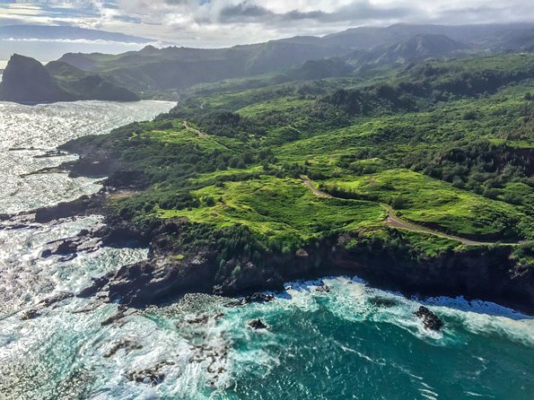 Doors Off West Maui and Molokai 45 minute Helicopter Tour - Who should book this flight?