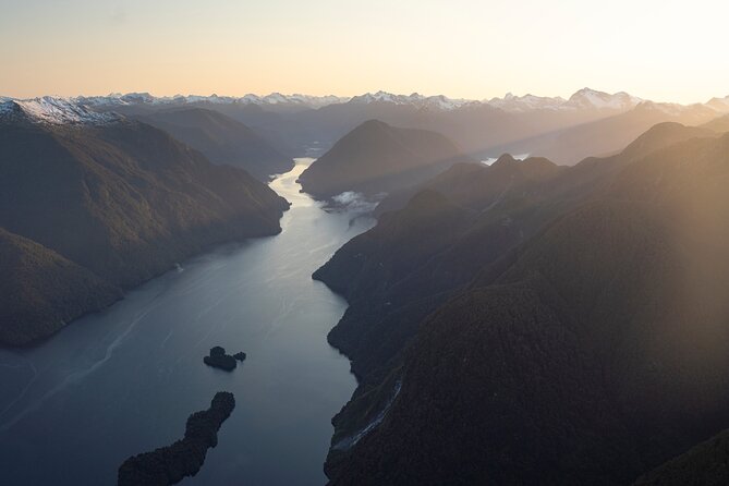 Doubtful And Dusky Sound Helicopter Scenic Flight from Te Anau - Crossing the Southern Alps to Doubtful Sound