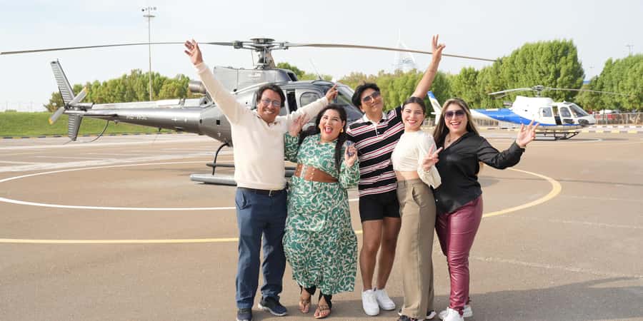 Dubai: 17-Minute Helicopter Tour over Palm Jumeirah - Burj Khalifa, Business Bay, and Dubai Mall