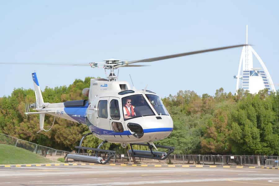 Dubai: 30-Minute Scenic Helicopter Tour - Why this Dubai helicopter tour feels special