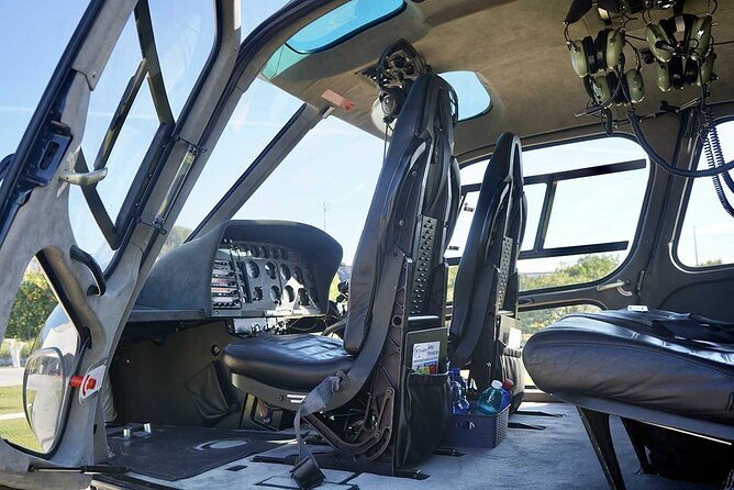Etna: Group Helicopter Flight (30 Minutes from Fiumefreddo) - The pilot, staff, and feel of the flight