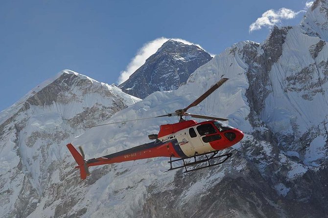 Everest Base Camp Trek with Helicopter Return from Gorakshep to Lukla - Day 3: Namche Bazaar and the First Long Climb