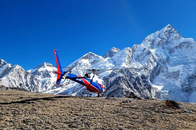 Everest Helicopter Tour from Kathmandu with Landing for Breakfast - One Hour at Hotel Everest View