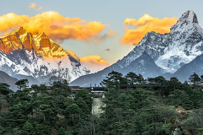 Everest Helicopter Tour with Breakfast in Hotel Everest View - Why this helicopter tour appeals to time-pressed visitors