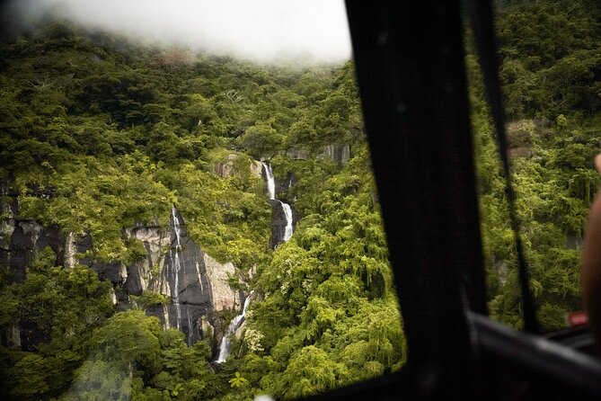Fiji Private Helicopter Tour Sleeping Giant and Koroyanitu Heritage Park - Why this short Fiji flight is worth considering
