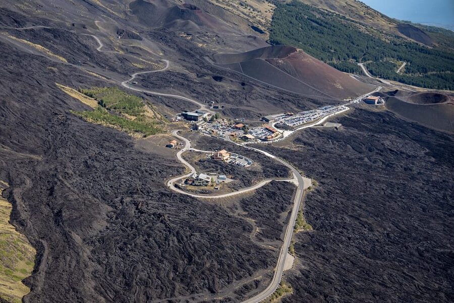 Fiumefreddo: Group Flight Helicopter Tour over Etna - Looking down on the 1992 lava flows