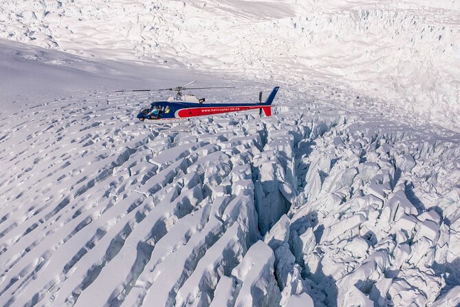 Fox Glacier: Neve Discoverer Helicopter Flight with Snow Landing - The snow landing on Fox Glacier