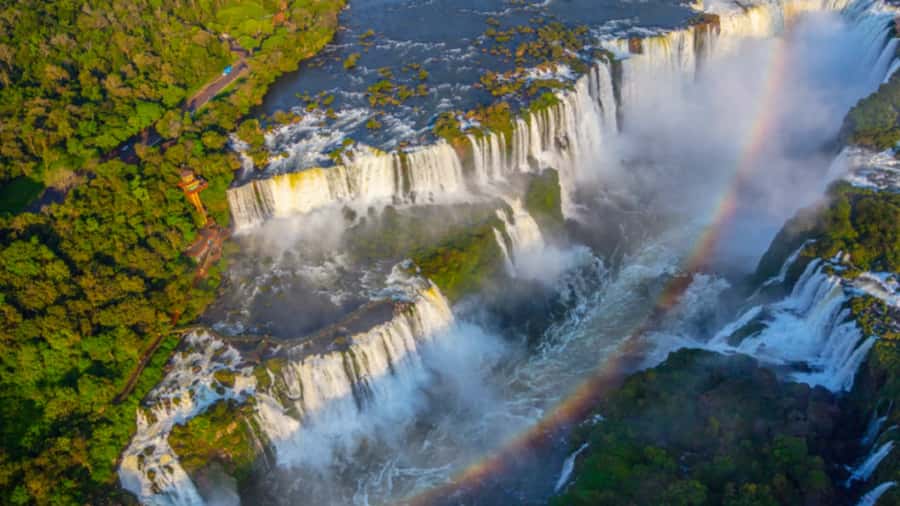 Foz do Iguaçu: Helicopter Flight over the Iguassu Falls - How the flight compares with visiting the park on foot