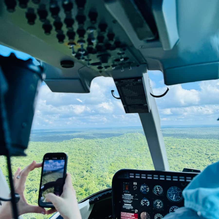 From Flores: La Danta & El Mirador Day Tour by Helicopter - Why reach El Mirador by helicopter?