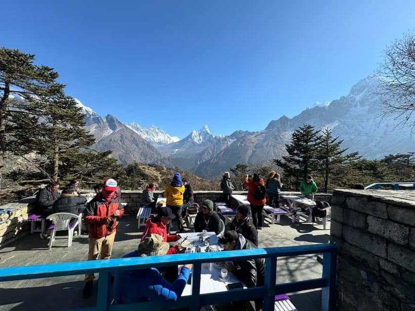 From Kathmandu: Everest Base Camp Landing Helicopter Tour - Why this helicopter flight makes sense