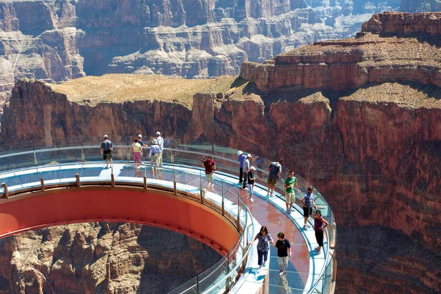 From Las Vegas: Grand Canyon Skywalk Express Helicopter Tour - Seeing Hoover Dam, Lake Mead, and the canyon from above