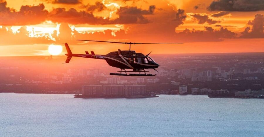 From Pembroke Pines: Helicopter Tour Over Miami - South Beach, North Beach, and Haulover Hallandale