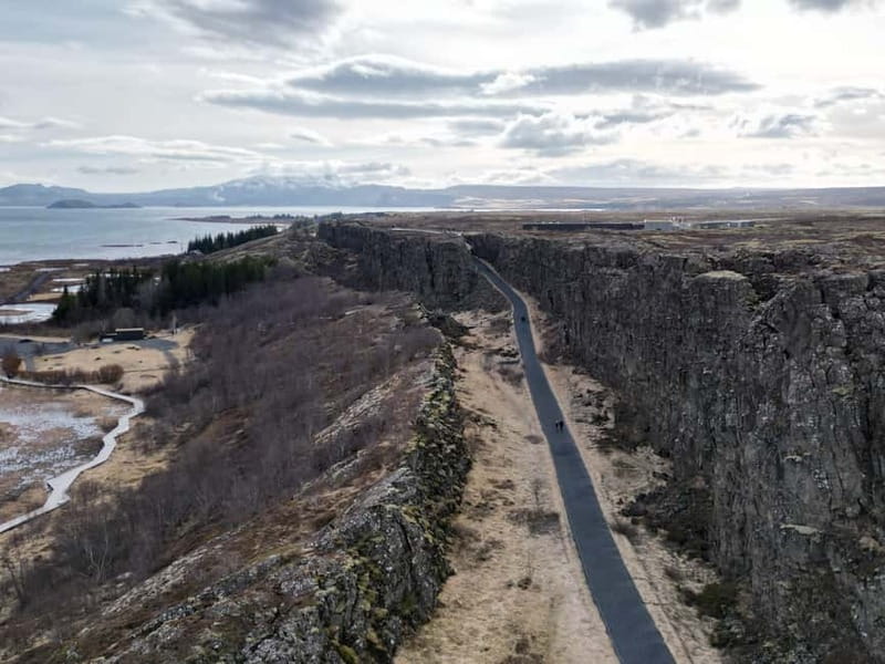 From Reykjavik: Fire And Ice Helicopter Tour with 2 Landings - Who will get the most from this flight