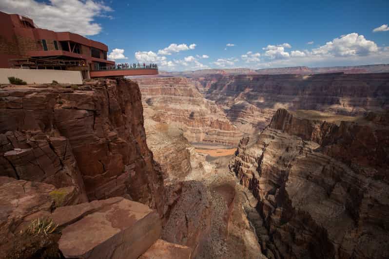 From Vegas: Grand Canyon Helicopter with Eagle Point Landing - Why this Grand Canyon helicopter tour works for a short Vegas trip