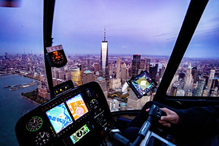 From Westchester: NYC Private Helicopter Tour for Couples - Who should book this experience?