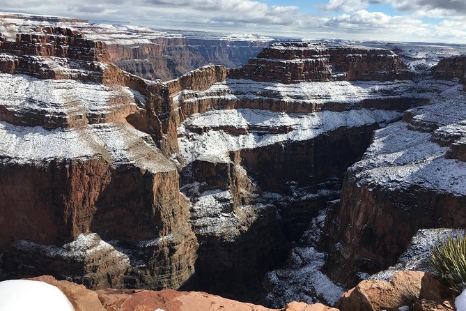Grand Canyon Helicopter and Western Ranch Adventure Landing Tour - Two hours at the Historic Grand Canyon Western Ranch