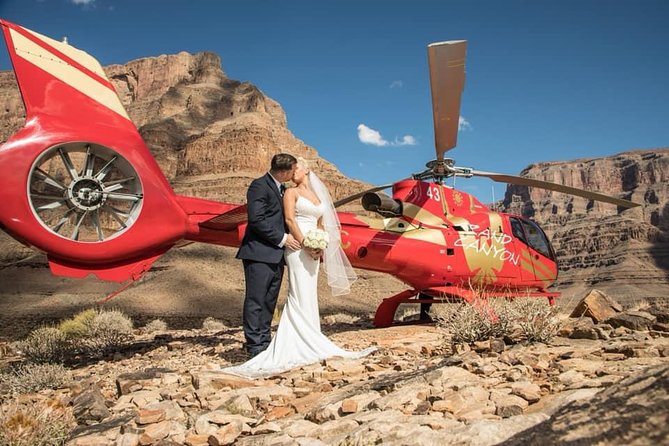 Grand Canyon Helicopter Wedding - Grand Canyon West and the remote ceremony site