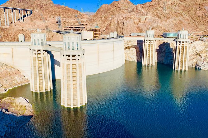Grand Canyon Tour with Skywalk and Spanish Helicopter Flight - Lunch, photographs, and time to explore