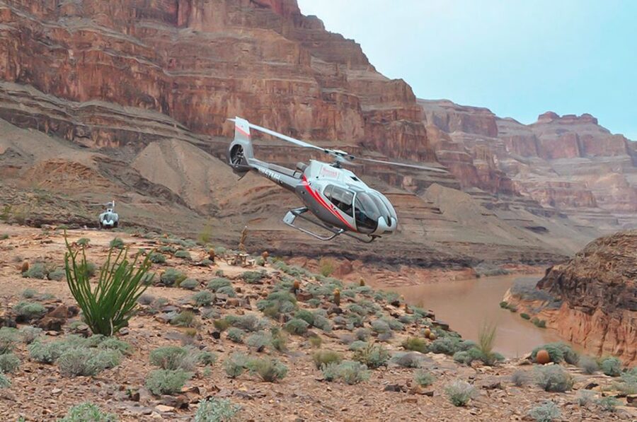 Grand Canyon West: West Rim Helicopter Tour with Landing - The first flight: a bird’s-eye view of the canyon