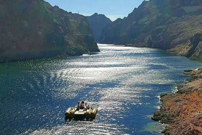 Grand Celebration Helicopter Tour with Black Canyon Rafting - Landing 4,000 feet below the rim