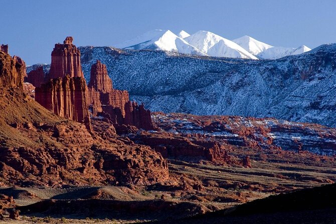 Grand Moab, Scenic Heli Tour - 60 minutes - Corona Arch, Moab’s Broad-Framed Rock Window