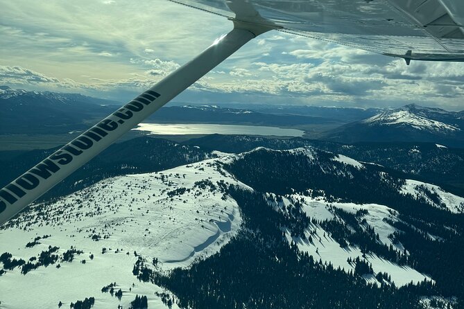 Greater Yellowstone Trifecta Aerial Tour | 1-Hour Scenic Flight - Who will enjoy this flight most