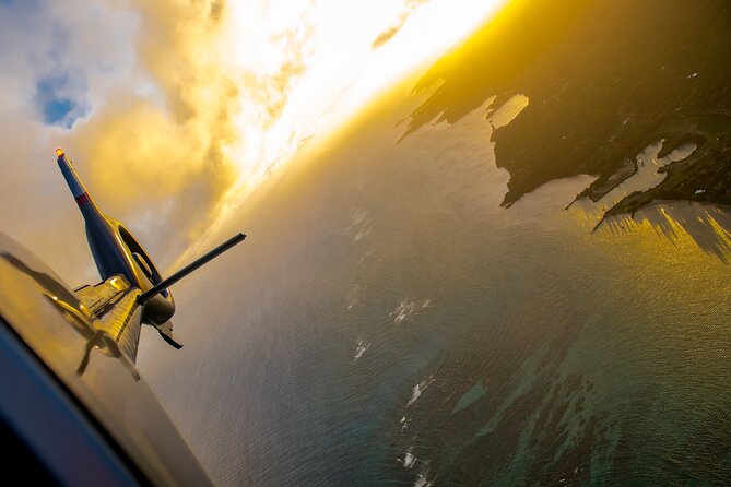 Hawaiian Odyssey: Maui, Molokai & Lanai Scenic Helicopter Tour - What the pilot adds to the hour
