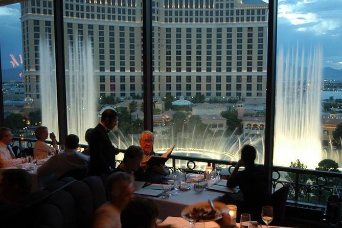 Helicopter Flight of the Las Vegas Strip with Eiffel Tower Dinner - What the $349.99 price really covers