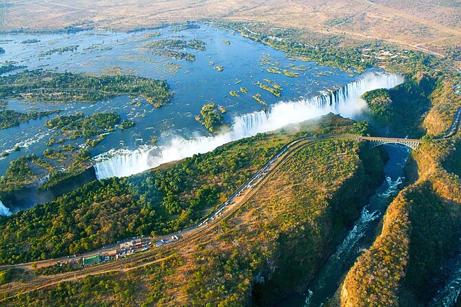 Helicopter Flight+window Seat Guarantee over the Victoria Falls - Nervous Flyers and First-Time Helicopter Passengers