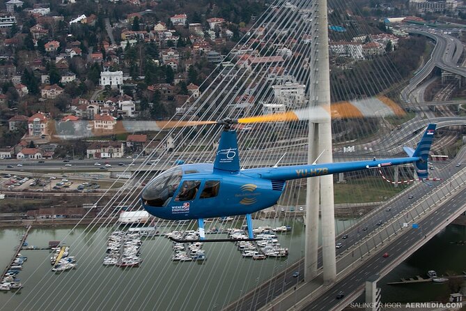 Helicopter Flying over Belgrade - What the Robinson R44 flight is really like