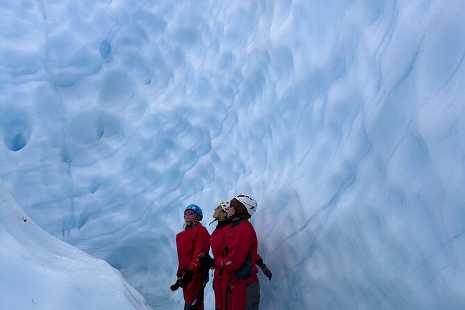 Helicopter Glacier Swim & Hike - Anchorage Area - Who gets the best value at $870.91?