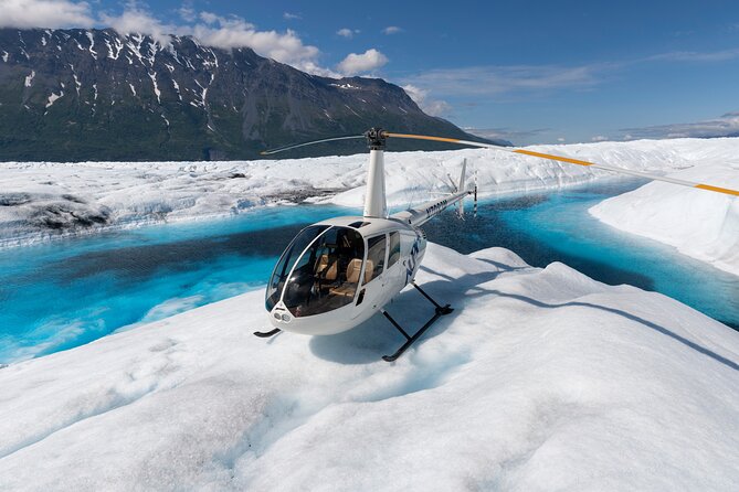 Helicopter Glacier Swim & Hike - Anchorage Area - Landing on the ice