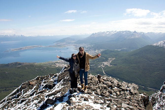 Helicopter Overflight - Landing in the Cordillera - A30 - Taking off from Luis Pedro Fique in Ushuaia