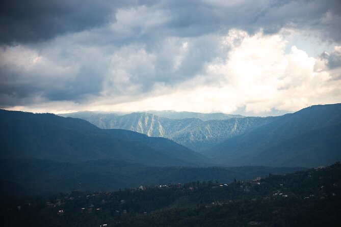 Helicopter Ride in Smoky Mountain Sevierville Mountain Jumper - Cove Mountain and the view beyond the trails