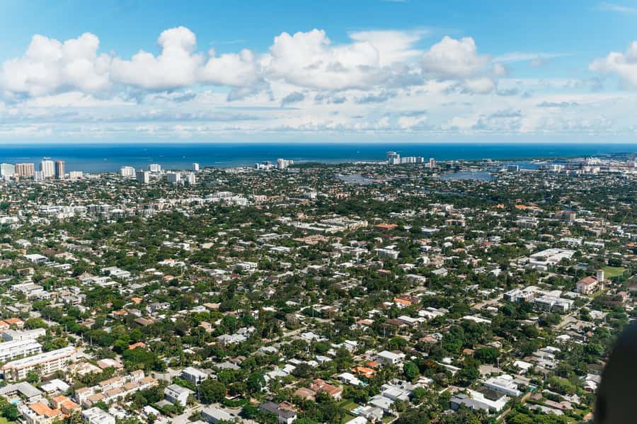 Helicopter Tour: Fort Lauderdale City and Beaches - A small helicopter flight from KEEN FLY