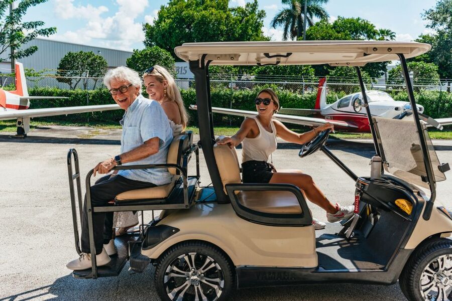 Helicopter Tour: Fort Lauderdale to Miami Beach - What the four-person group size means