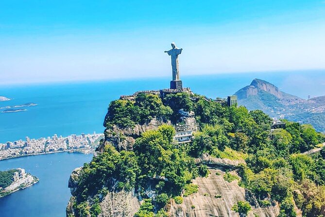 Helicopter tour in Rio de Janeiro - 25 Minutes - Forte de Copacabana, Jockey Club, and Botanical Garden
