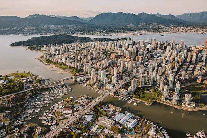 Helicopter Tour of Vancouver City (Depart SKY Hangar) - Starting in Pitt Meadows, not downtown Vancouver