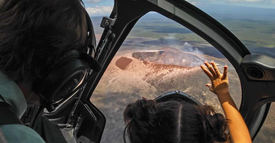 Hilo: Discover Hilo Helicopter Tour - What to expect from check-in to landing