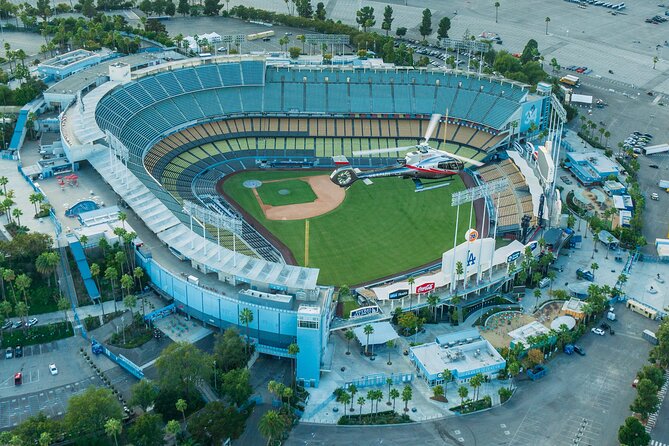 Hollywood and Beyond Helicopter Tour from Long Beach - Downtown Los Angeles, USC, and the sports districts