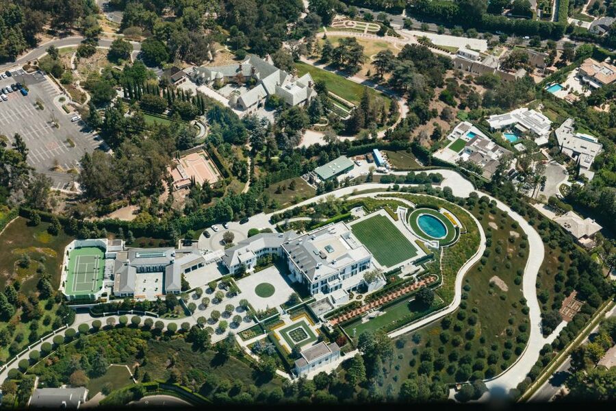 Hollywood & Beverly Hills Celebrity Helicopter Tour - Hollywood from above, including the Walk of Fame