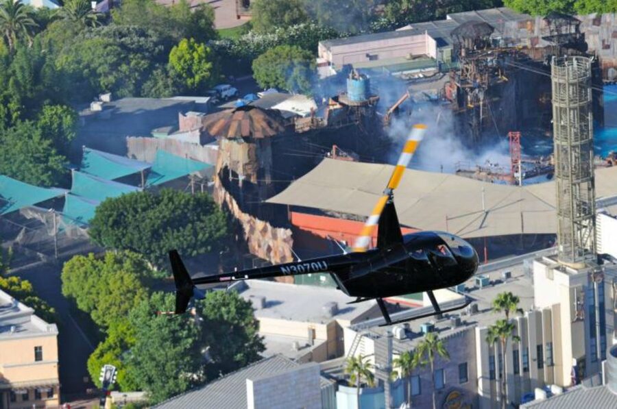 Hollywood Sign & Universal Studios Helicopter Tour - What this Hollywood helicopter tour actually gives you