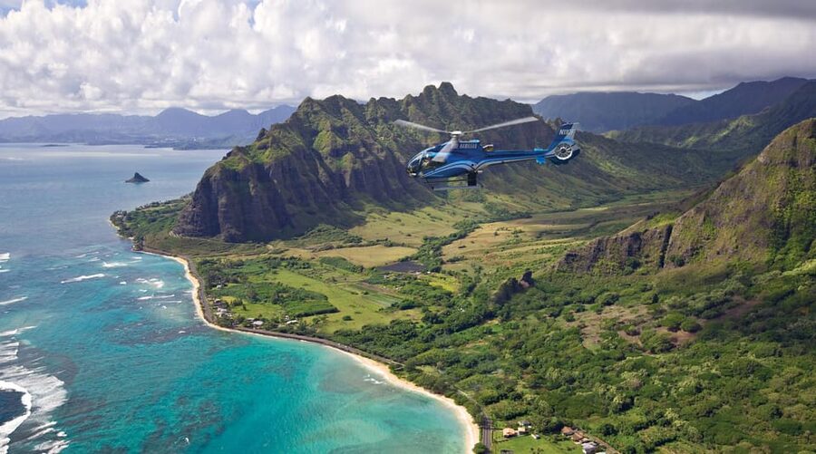 Honolulu: Blue Skies of Oahu Helicopter Tour - Nuuanu Valley rainforest and Sacred Falls
