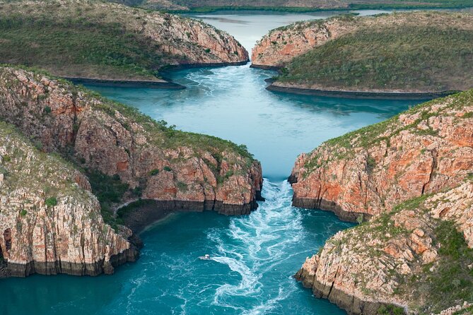 Horizontal Falls Helicopter Adventure from Broome - Seeing Horizontal Falls from the helicopter