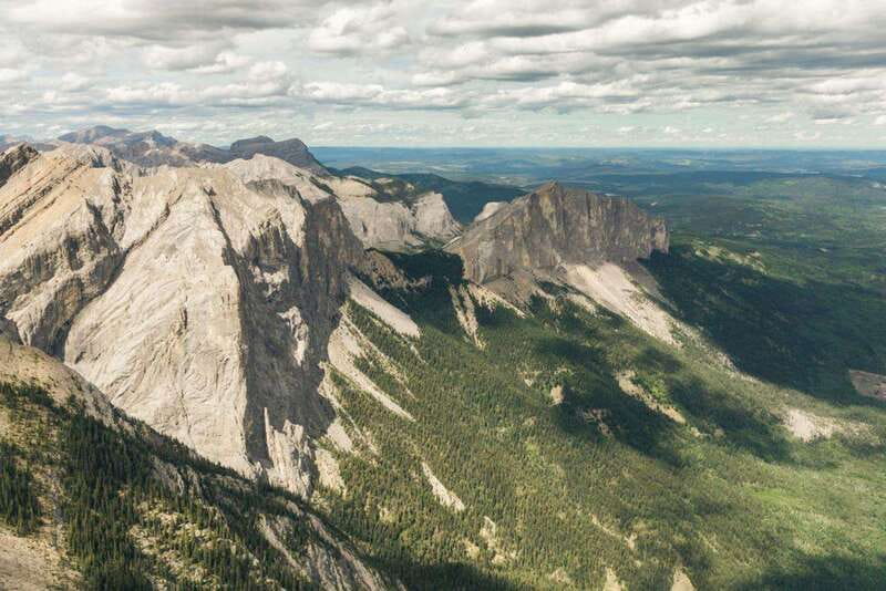 Kananaskis: 20 Minute "Warrior lookout" Helicopter Tour - Rising over Kananaskis gateways and ranches