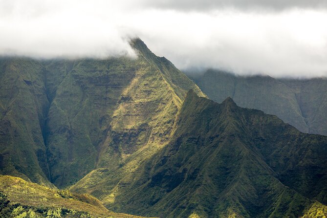 Kauai' Exclusive Helicopter Tour: Land & Explore Olokele Canyon - Is $369 a fair price?