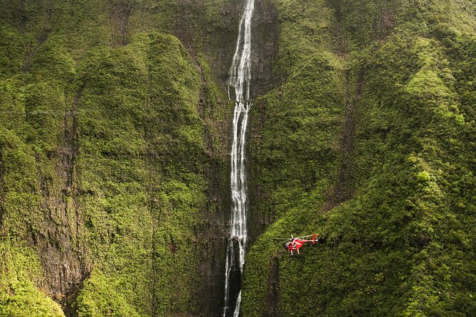 Kauai: Hughes 500 4-Passenger Doors-Off Helicopters - Manawaiopuna Falls, Kauai’s Jurassic Park waterfall