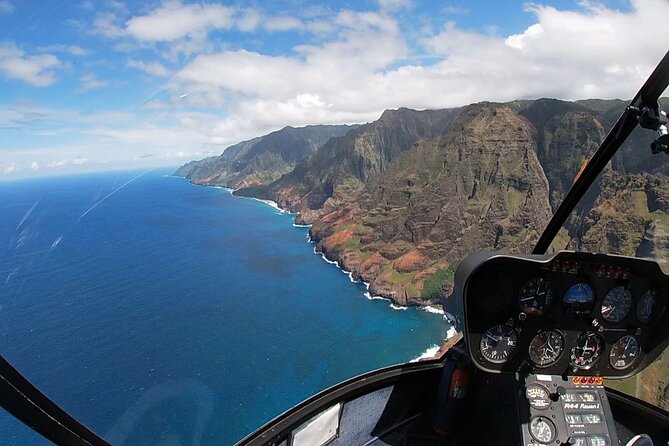 Kauai Private Doors-Off Helicopter: Ultimate Waterfalls & Canyons - Leaving Lihue for Kauai’s interior