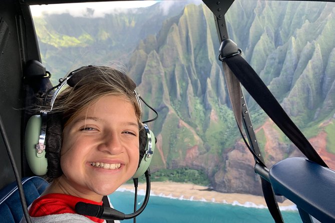 Kauai Private Doors-Off Helicopter: Ultimate Waterfalls & Canyons - Hanalei Bay, Hanalei Valley, and Namolokama Falls